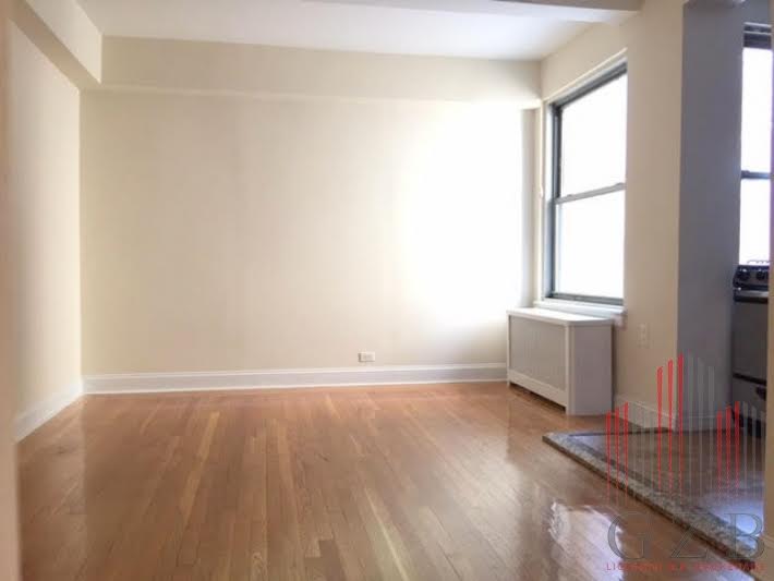 Primary Photo - 710 2nd Ave