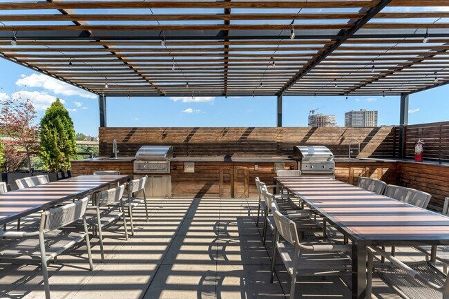 Foto del edificio - 255 BRUNSWICK St