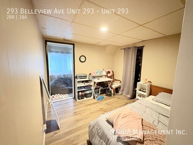 Building Photo - COZY 2 BED/1 BATH UPPER APT IN WALKERVILLE + HYDRO & GAS!