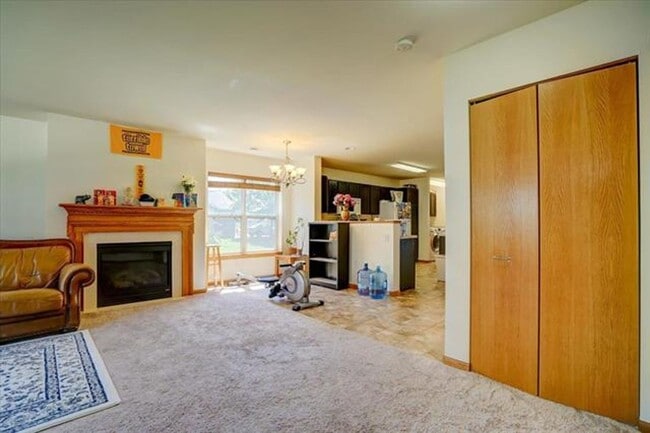 Building Photo - 252 S Musket Ridge Dr