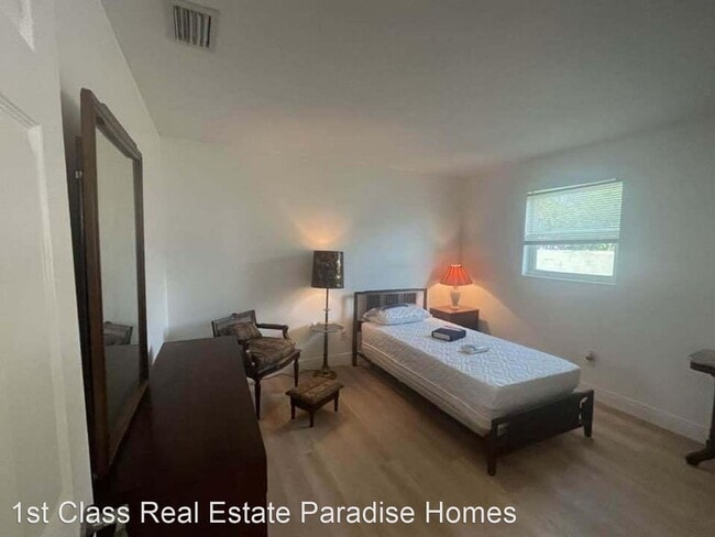 Building Photo - 3 br, 2 bath House - 1358 NW Charlie Green Dr