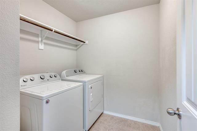 Building Photo - 8208 Pine Meadows Dr