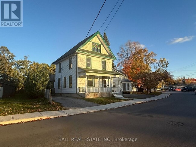 Photo du bâtiment - 134 Water St