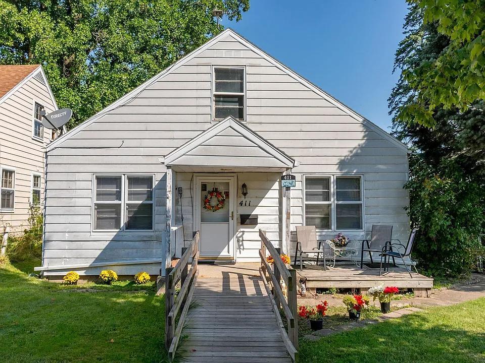 Building Photo - 411 Donmoyer Ave