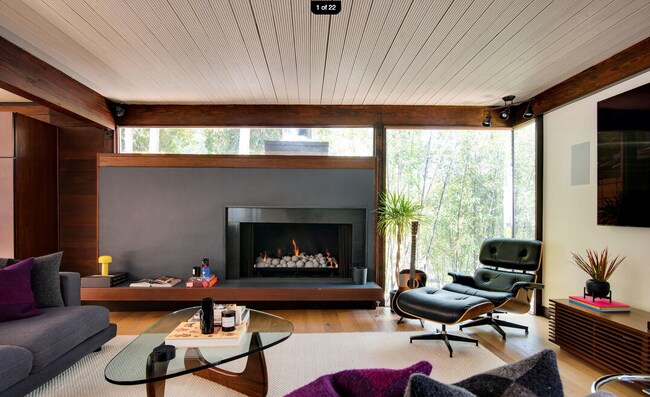 Foto del edificio - 9624 Yoakum Dr