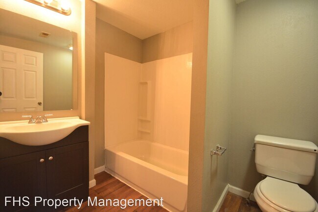 Building Photo - 2 br, 1 bath House - 1918 N Drury Ave