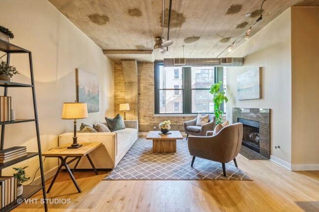 Foto del edificio - 411 W Ontario St