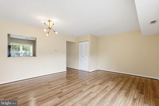 Foto del edificio - 168 Edinburgh Square