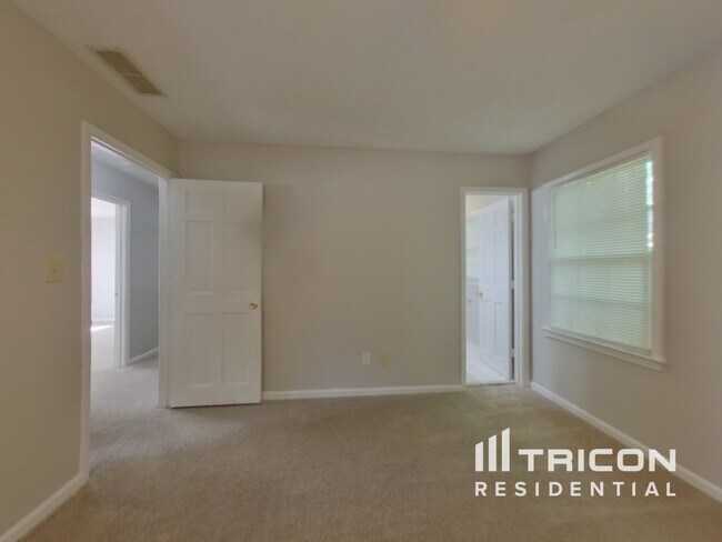 Foto del edificio - 955 Willow Run