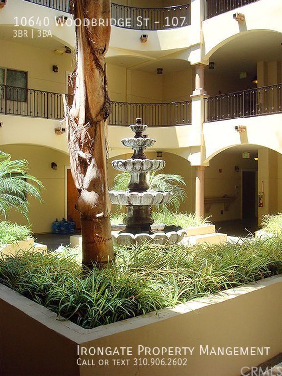 Photo - 10640 Woodbridge St-107 Townhome
