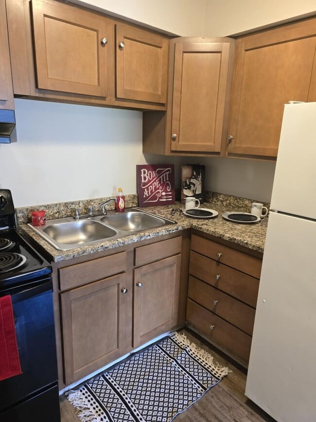 Interior Photo - Chateau Royale Apartments