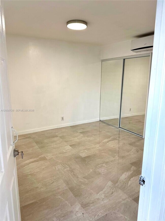 Foto del edificio - 6201 SW 37 Ct