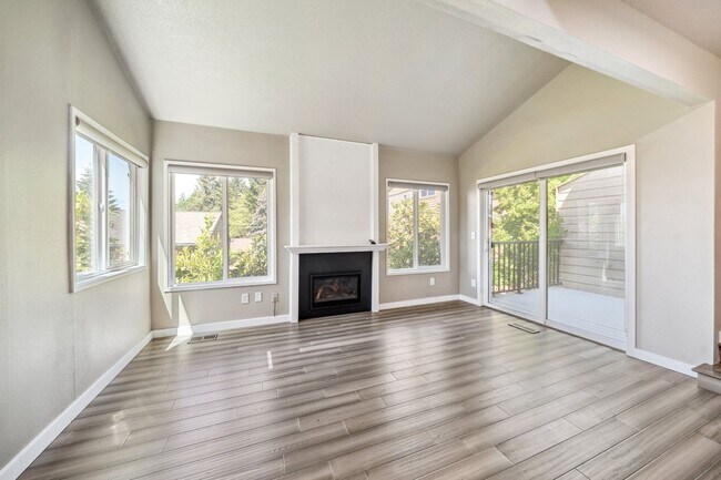 Building Photo - 4312 Botticelli St