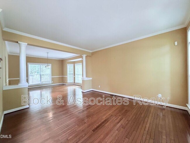 Foto del edificio - 603 Harold Latta Rd