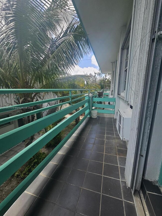 Building Photo - 6494 Collins Ave