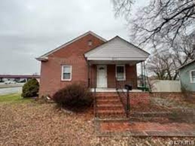 Building Photo - Cozy 2 Bedroom Home, Ready for Move In!!