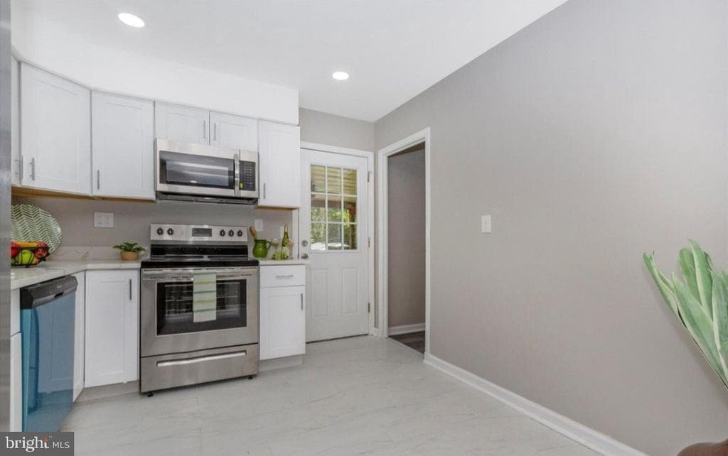 3108 Collie Ln, Falls Church, VA 22044 House Rental in Falls Church