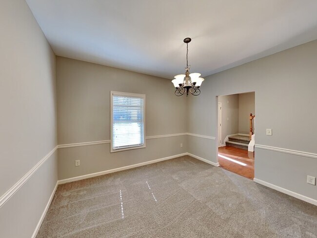 Building Photo - Your home search stops here!
