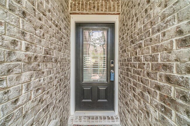 Foto del edificio - 1412 Villageside Ct