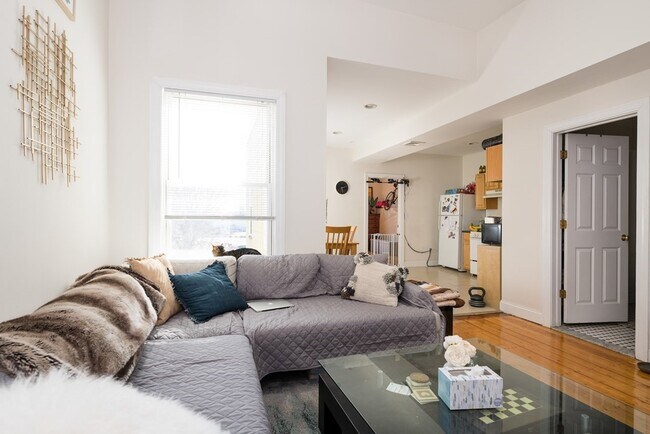 Foto del edificio - 255 Somerville Ave