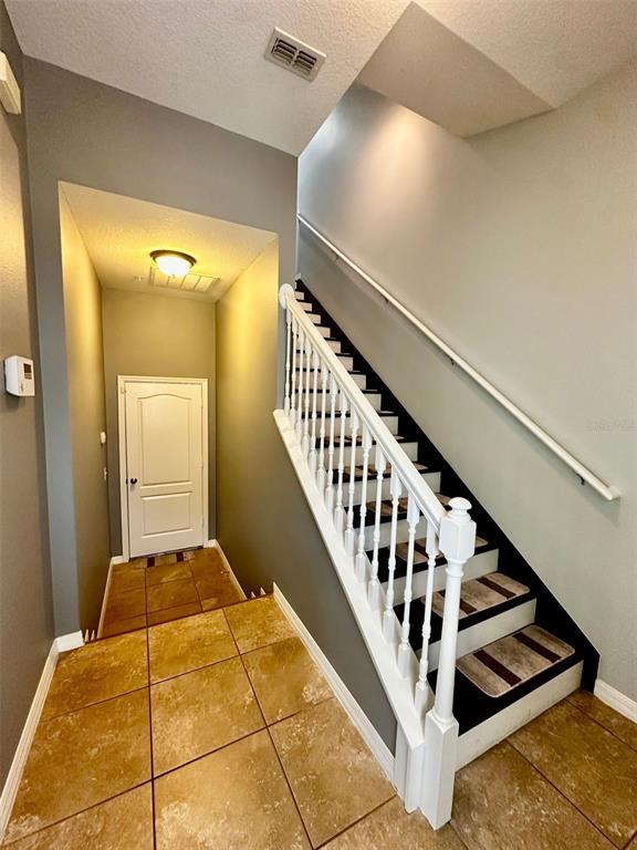 Foto del edificio - 373 Old Farm Ln