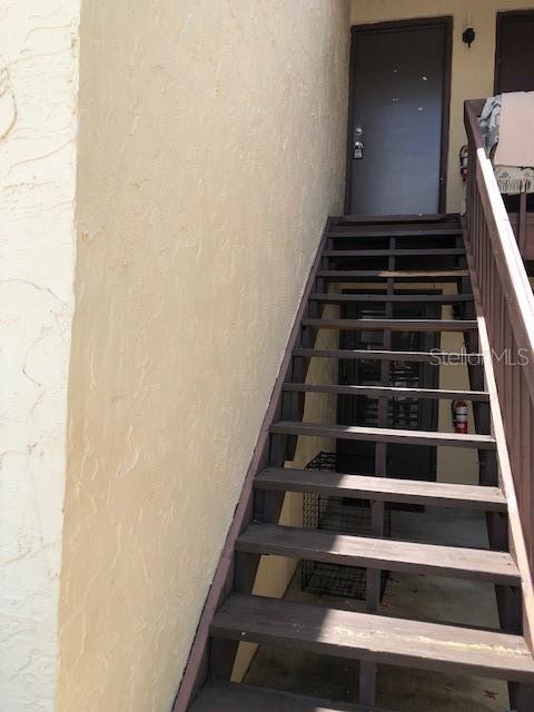 Foto del edificio - 2717 Hidden Lake Blvd