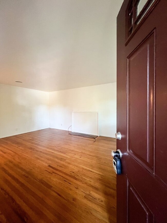 Building Photo - Charming 3-Bedroom Home in Napa’s Sought-A...