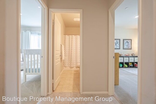 Foto del edificio - 3 br, 3 bath House - 24630 Hidden Hills Drive