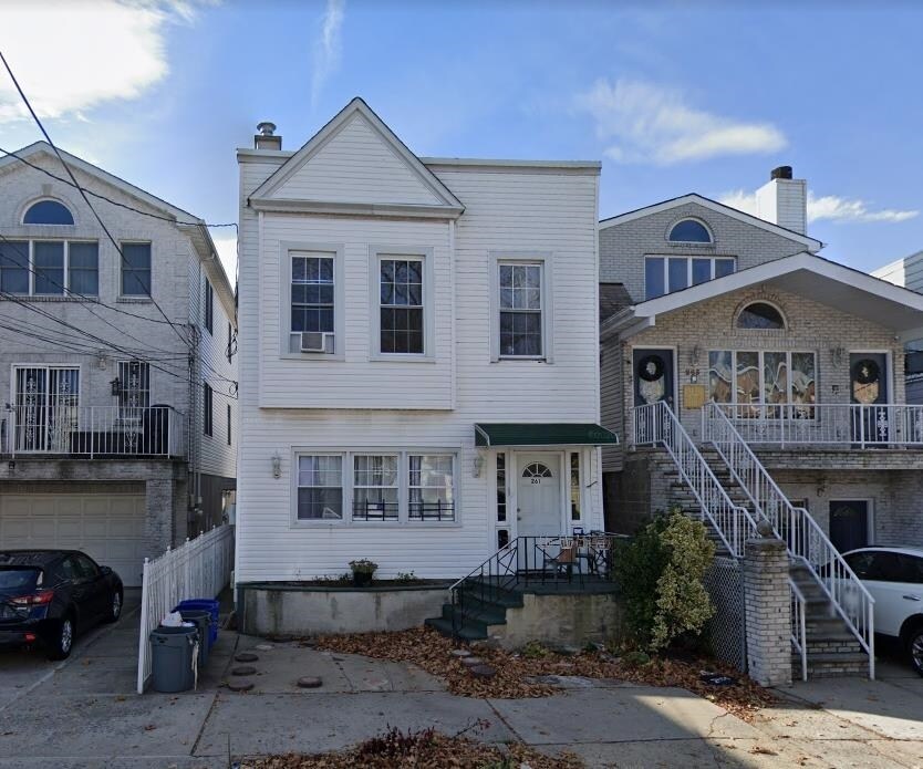 261 NEPTUNE Ave Unit 1, Jersey City, NJ 07305 Condo for Rent in Jersey City, NJ