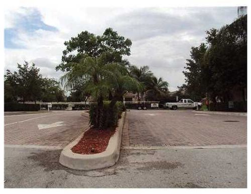 Building Photo - 8528 W Southgate Shores Cir