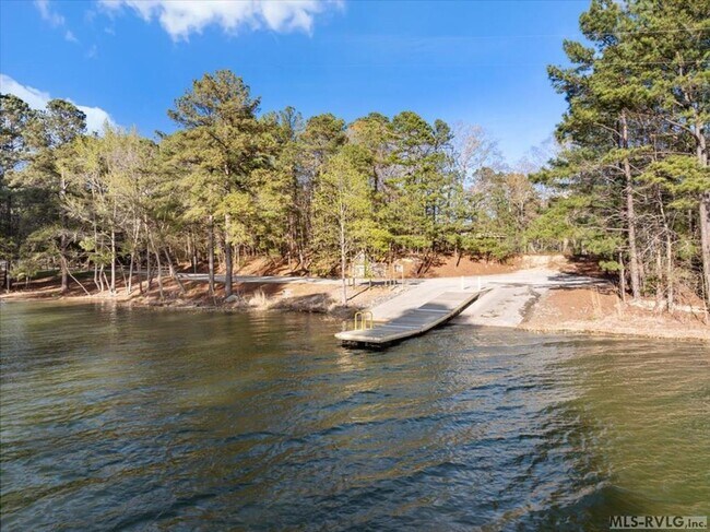 Foto del edificio - 164 Sandy Cove Dr