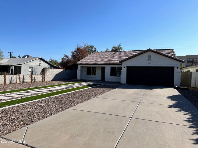 Building Photo - 4125 N 18th Pl