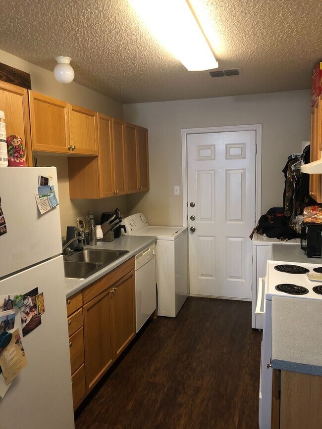 Foto del edificio - 3507 Ironton Ave