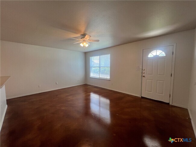 Building Photo - 3014 Douglas Fir Dr