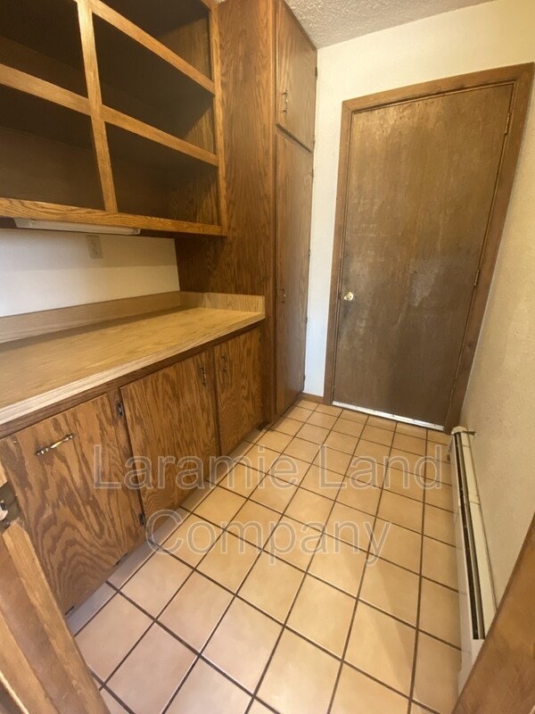 Foto del edificio - 2664 W Jefferson St