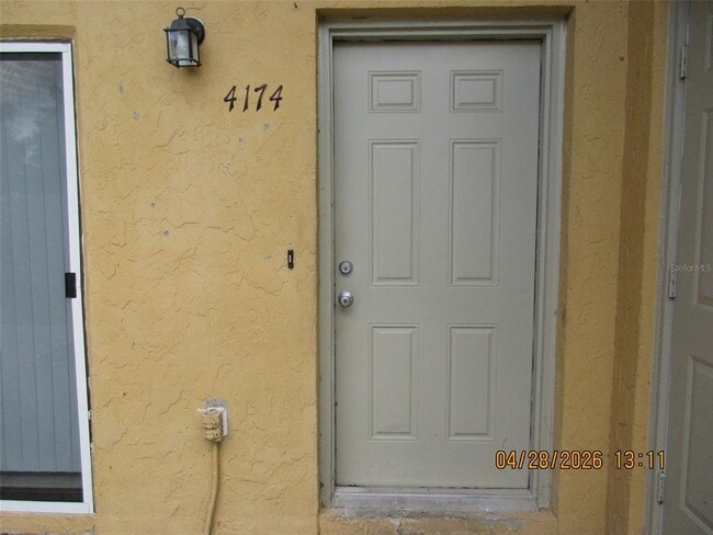 Foto del edificio - 4174 Corsair Ave