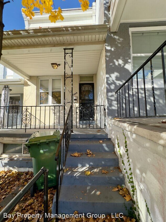 Primary Photo - 2 br, 1.5 bath House - 1008 W 41st St