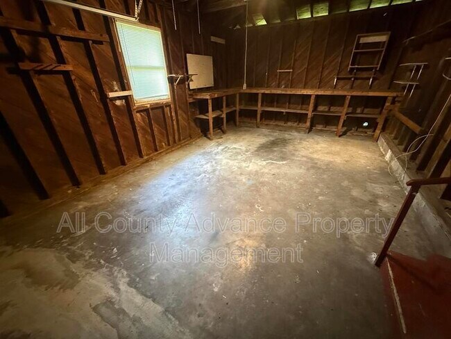 Foto del edificio - 1564 Tilley Ave