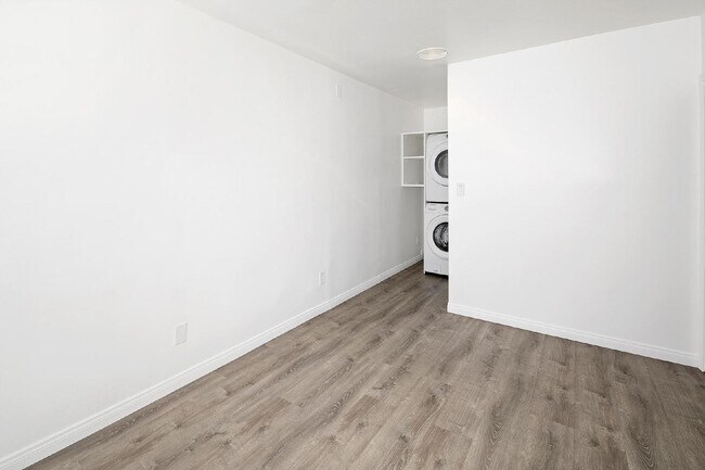 Foto del edificio - Charming 1 Bedroom, 1 Bathroom Apartment