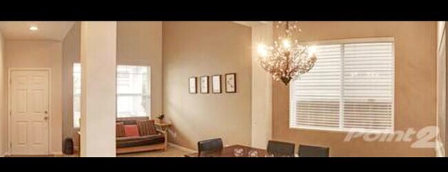 Foto del edificio - 329 126th St SE