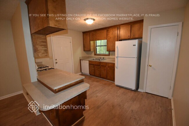 Foto del edificio - 3427 Hill Ln