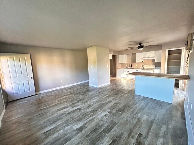 Sala de estar - 209 Misty Meadows Blvd