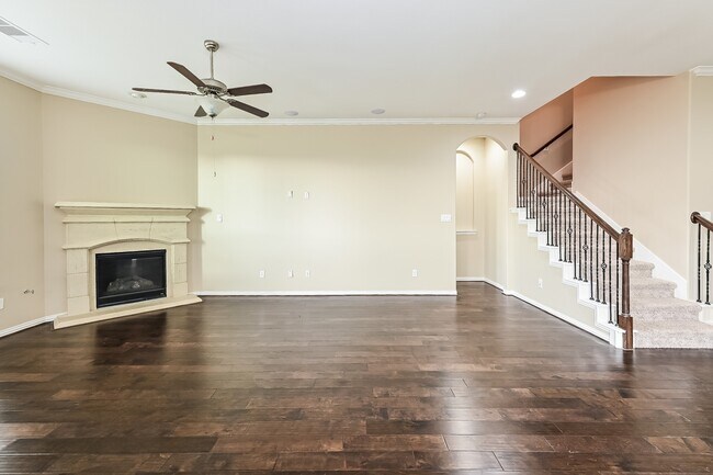 Foto del edificio - 3854 Enchanted Timbers Ln