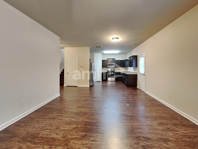 Building Photo - 4055 Clay Ct SE