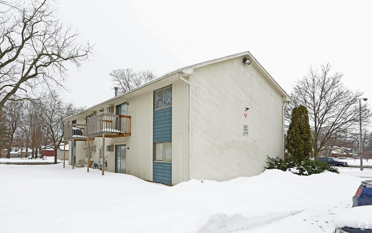 Foto del edificio - 680 Joslyn Ave
