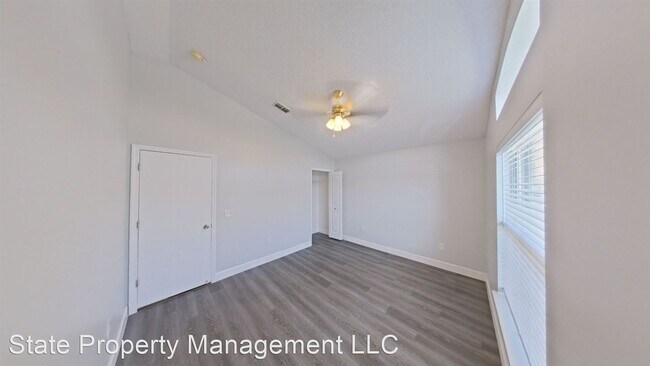 Building Photo - 3 br, 2 bath House - 401 Cadenza Dr