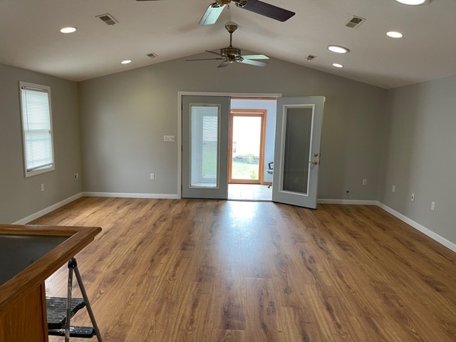 Building Photo - 4 bedroom home