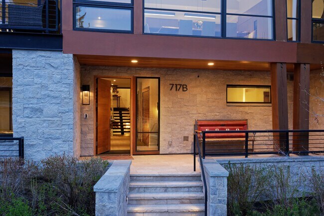 Foto del edificio - 717 S Aspen St