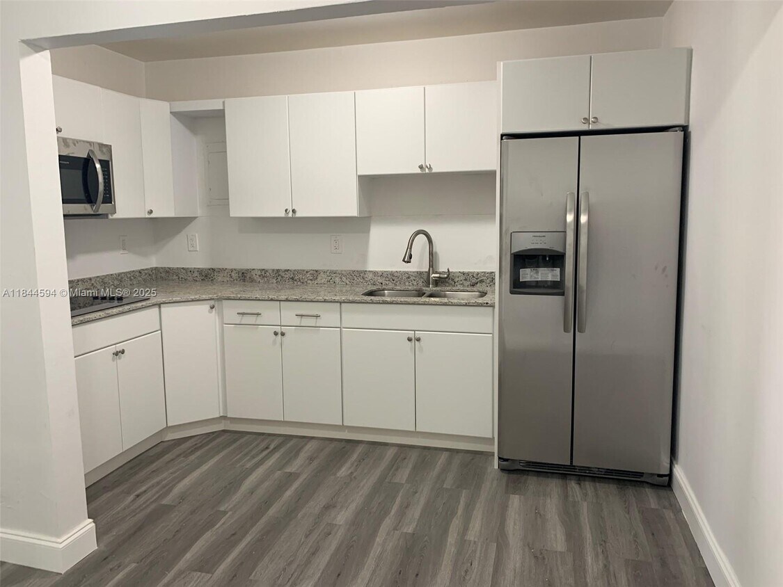 Foto principal - 6290 SW 39th St