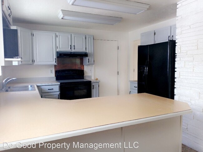 Foto del edificio - 5 br, 2 bath House - 2822 S Laurelhurst Dr
